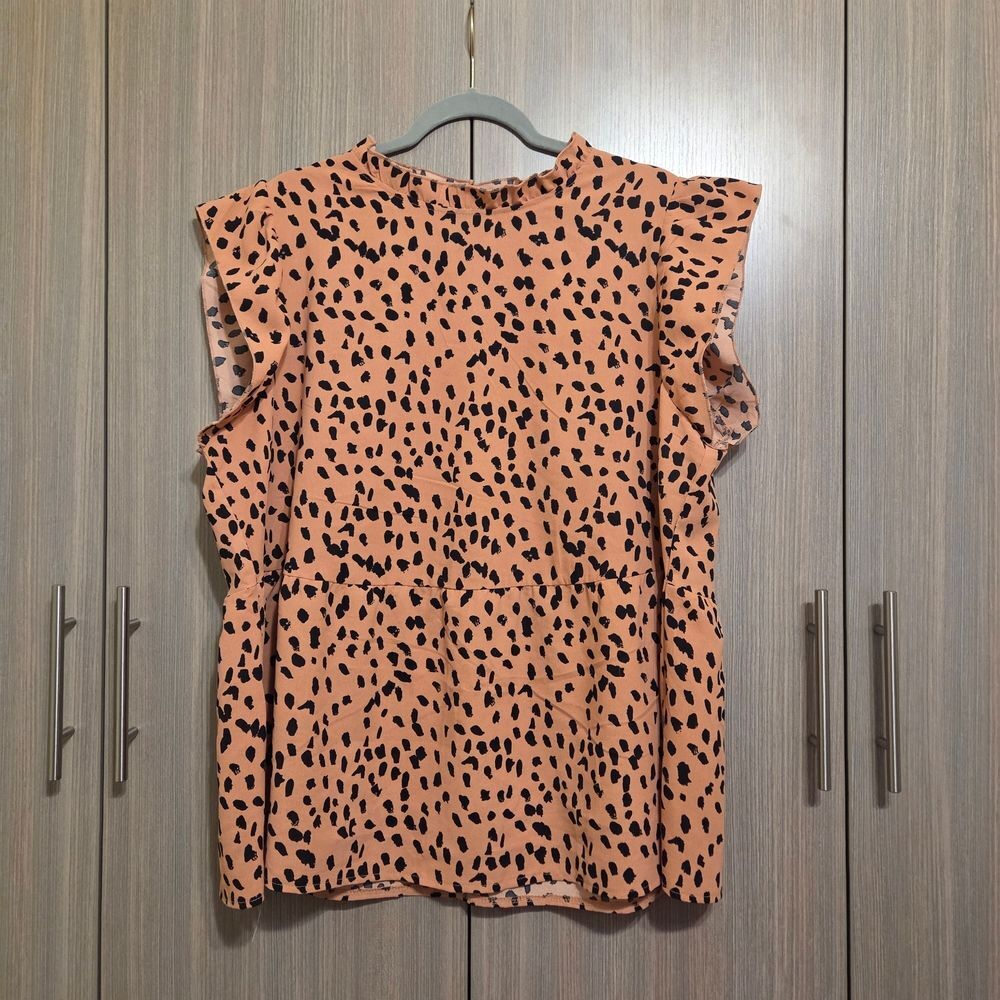 Stylish Women's Leopard Print Top